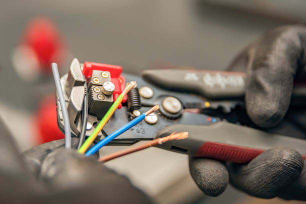 Best Emergency Electrical Repair  in Connerton, FL